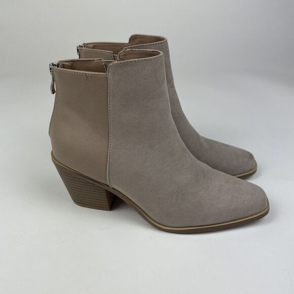 Shoedazzle Tan Booties - Stylish & Chic - Size 6 - Picture 3 of 7
